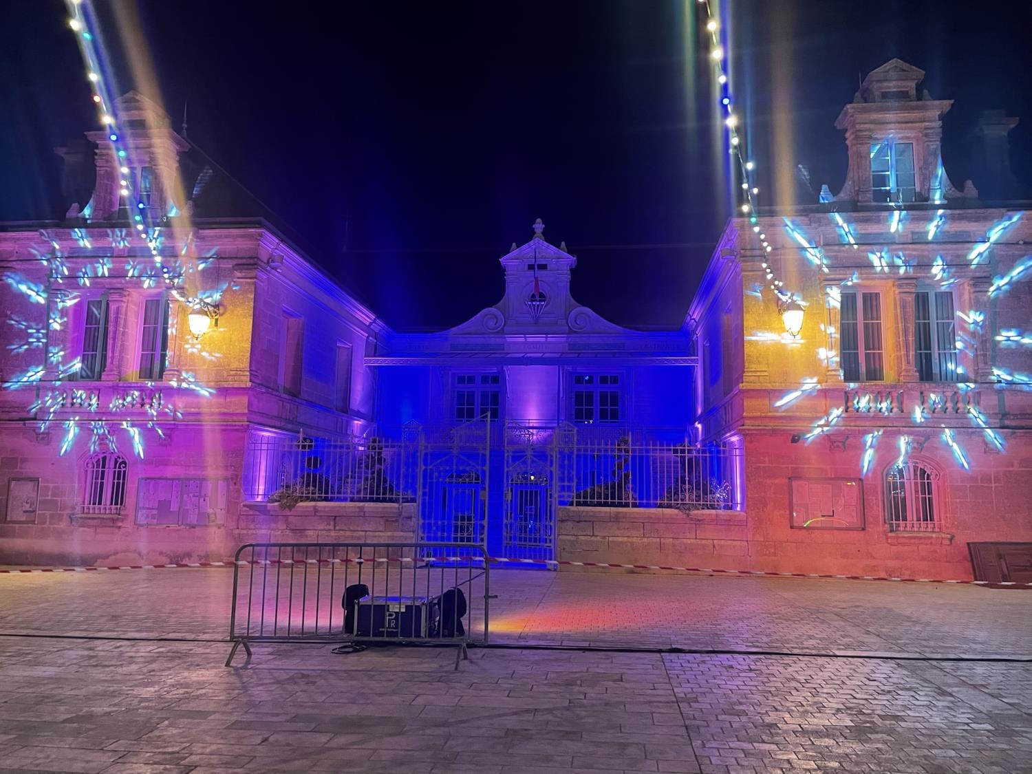 Feu d'artifice -  Mise en Lumière Mairie  