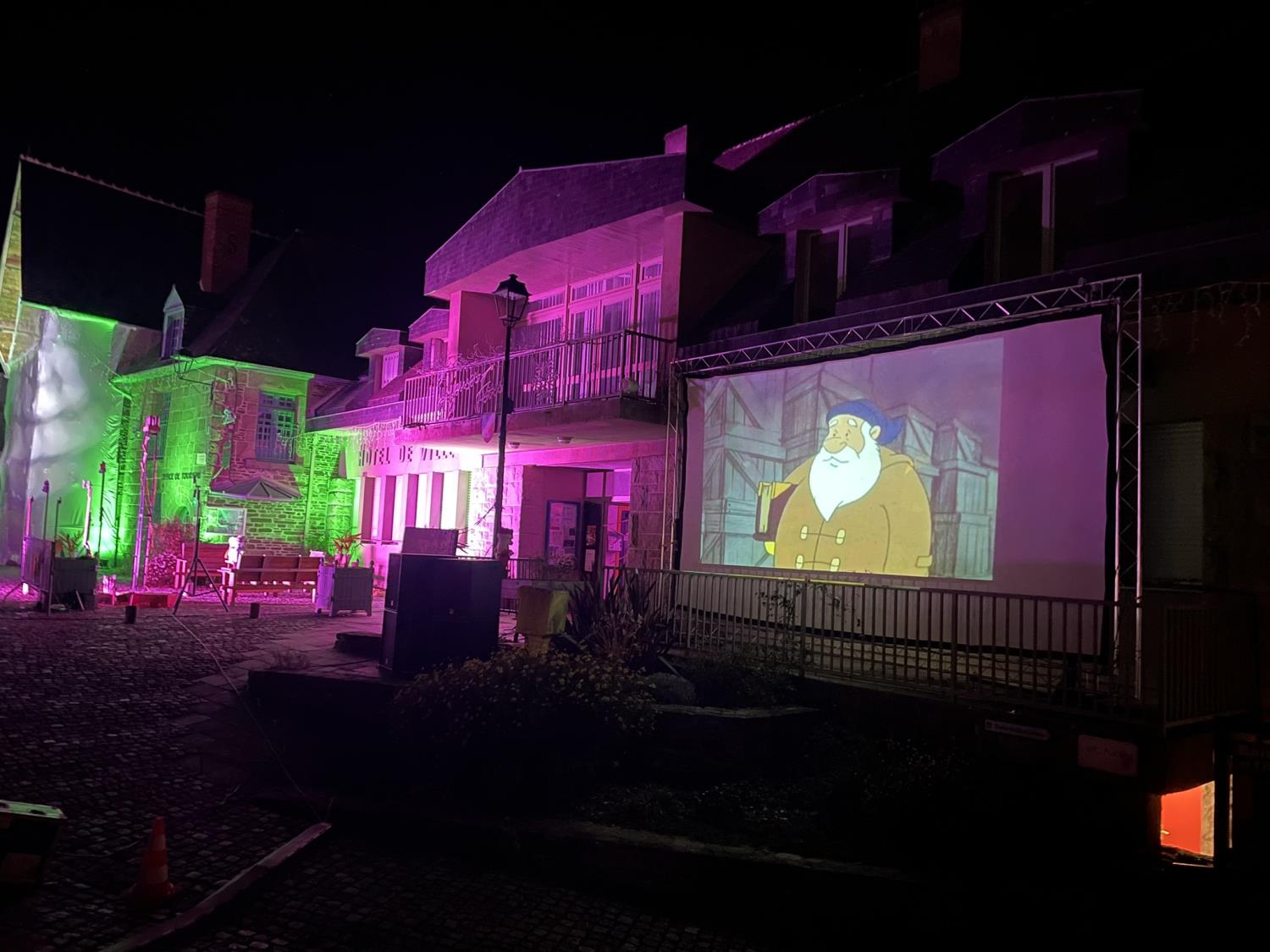 Feu d'artifice -  Dessin animé de Noël  Bazouges La Pérouse 