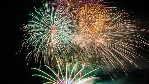 Engagement client Artificier pour tirs de feux d'artifices en Bretagne et sur le Grand Ouest